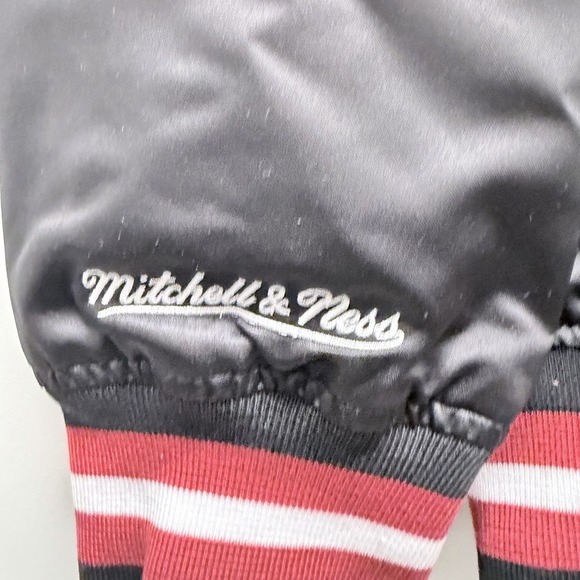 UNKNWN X Mitchell and Ness X Miami HEAT My Towns Black Satin Jacket Size M NWT - Picture 10 of 13